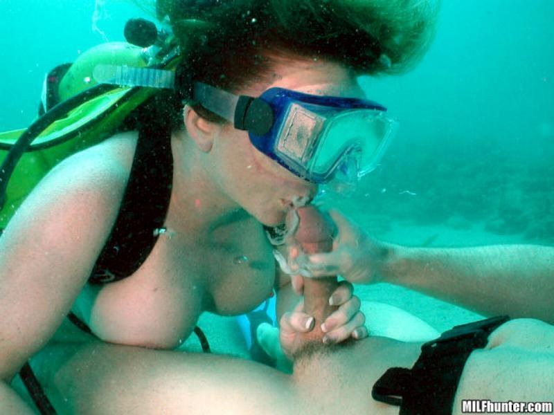 Underwater Blowjob