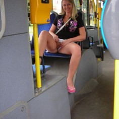 Girls flashing pussy in the bus  