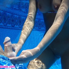 Nude underwater photos  