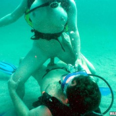 nude underwater 11