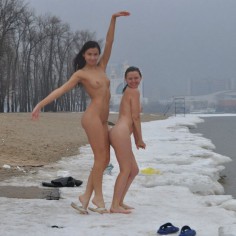 Feeling cold? See naked Russian girls, on the snow!  