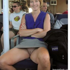 public pussy flash 21