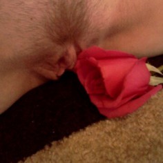 big clitoris pussy 04