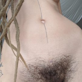 hairy girl nude 001